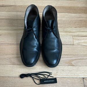 Laced leather chukka boot casual/dress shoes